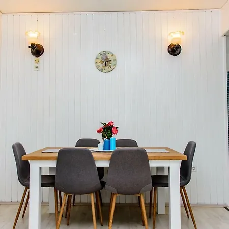 Apartman K&l 아파트 *